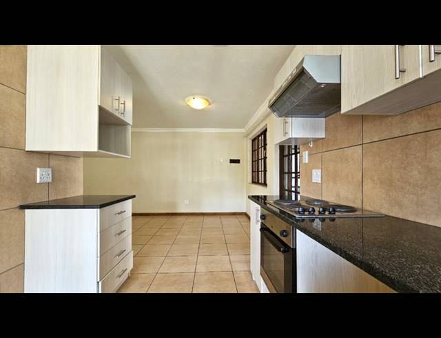 2 BEDROOM APARTMENT RENTED IN BOARDWALK